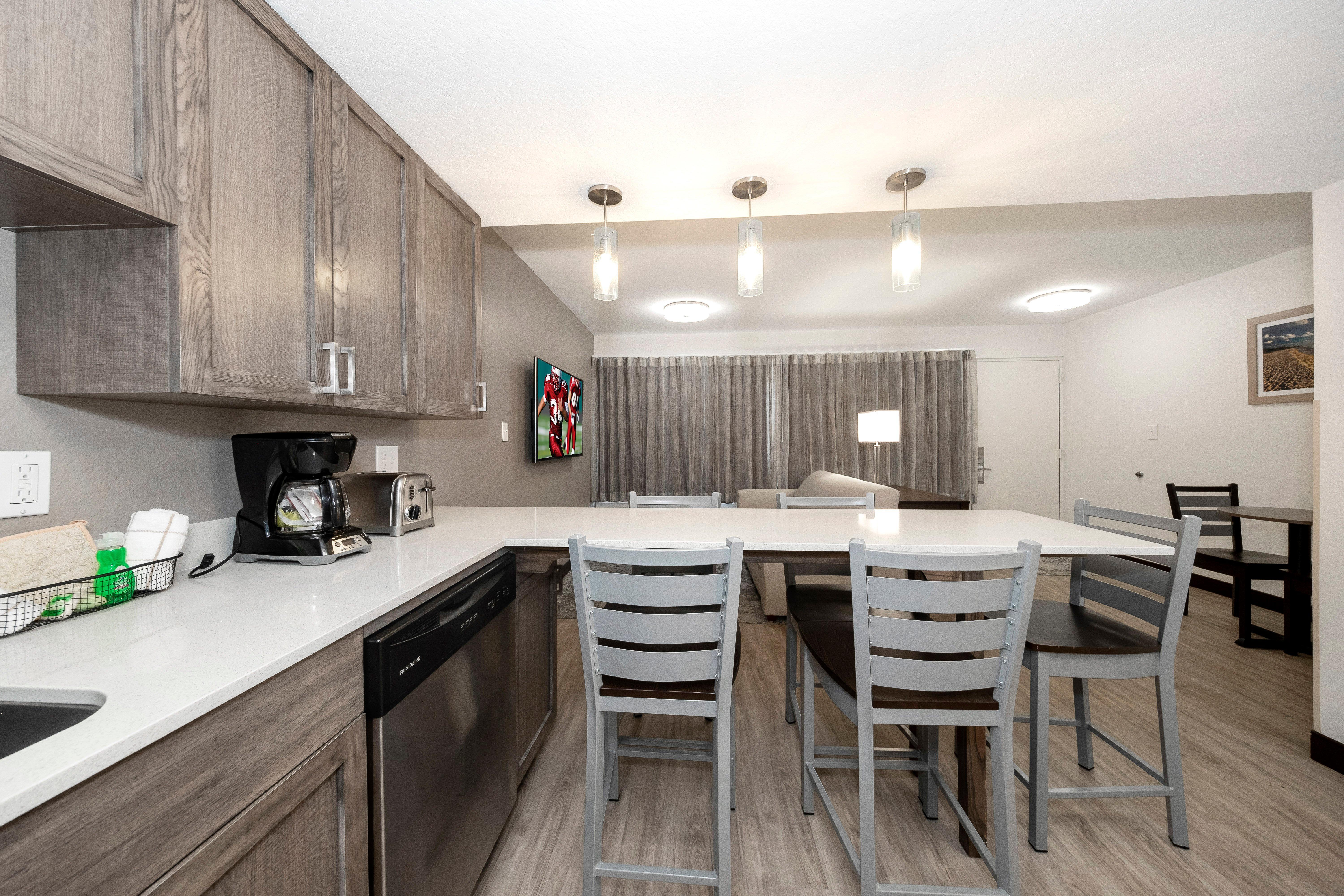 Red Roof Inn Plus+ & Suites Naples Downtown-5Th Ave S Dış mekan fotoğraf
