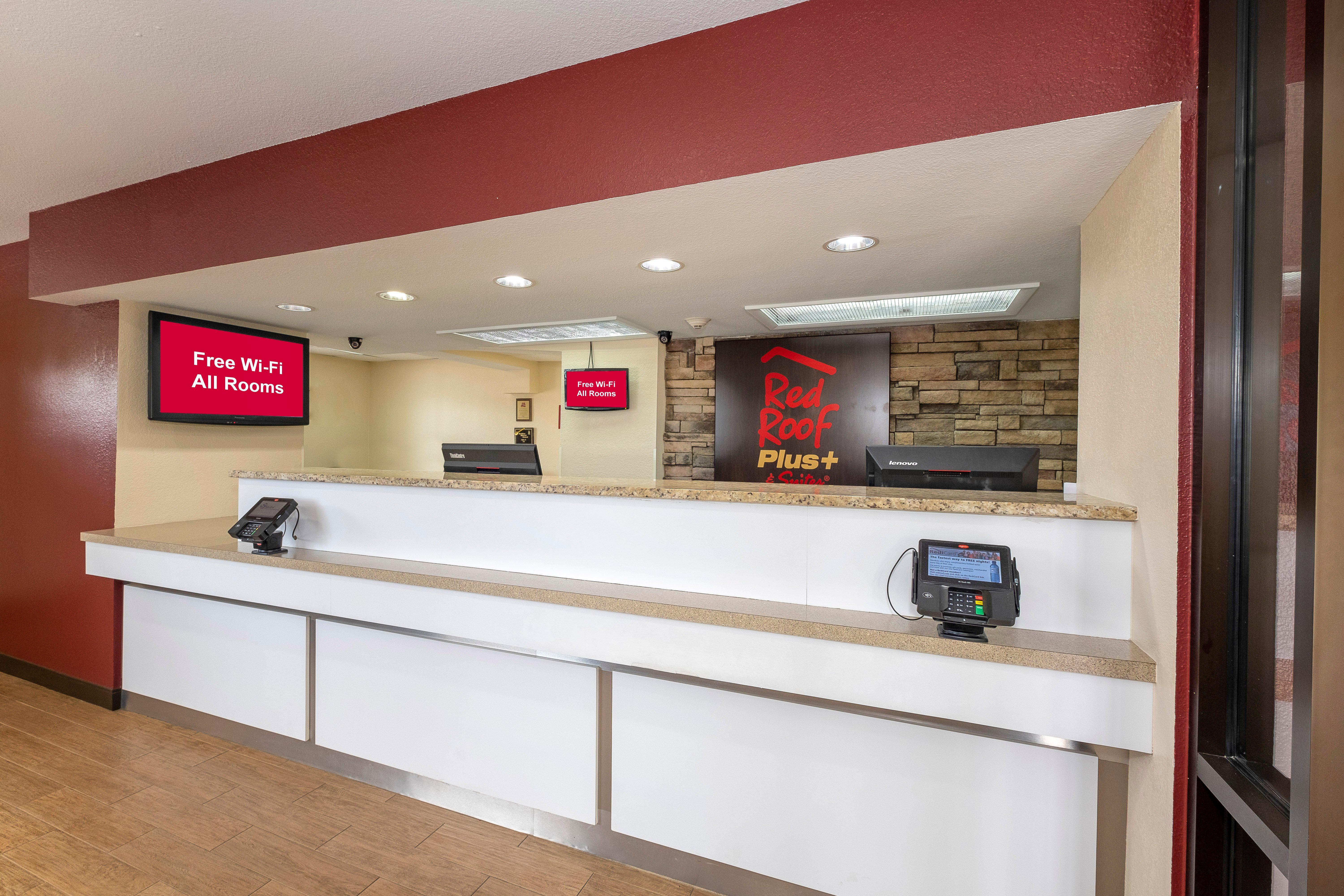 Red Roof Inn Plus+ & Suites Naples Downtown-5Th Ave S Dış mekan fotoğraf