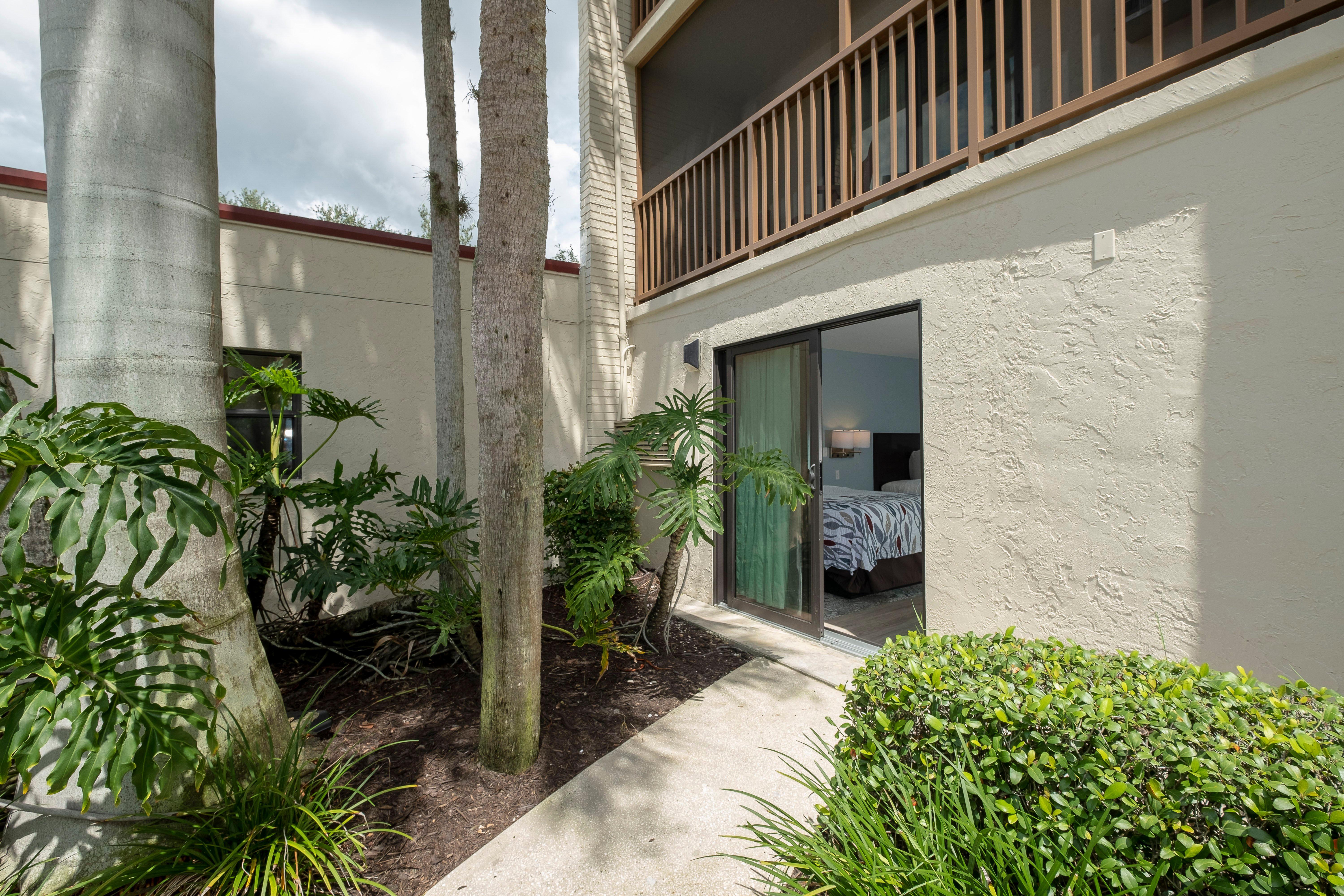 Red Roof Inn Plus+ & Suites Naples Downtown-5Th Ave S Dış mekan fotoğraf