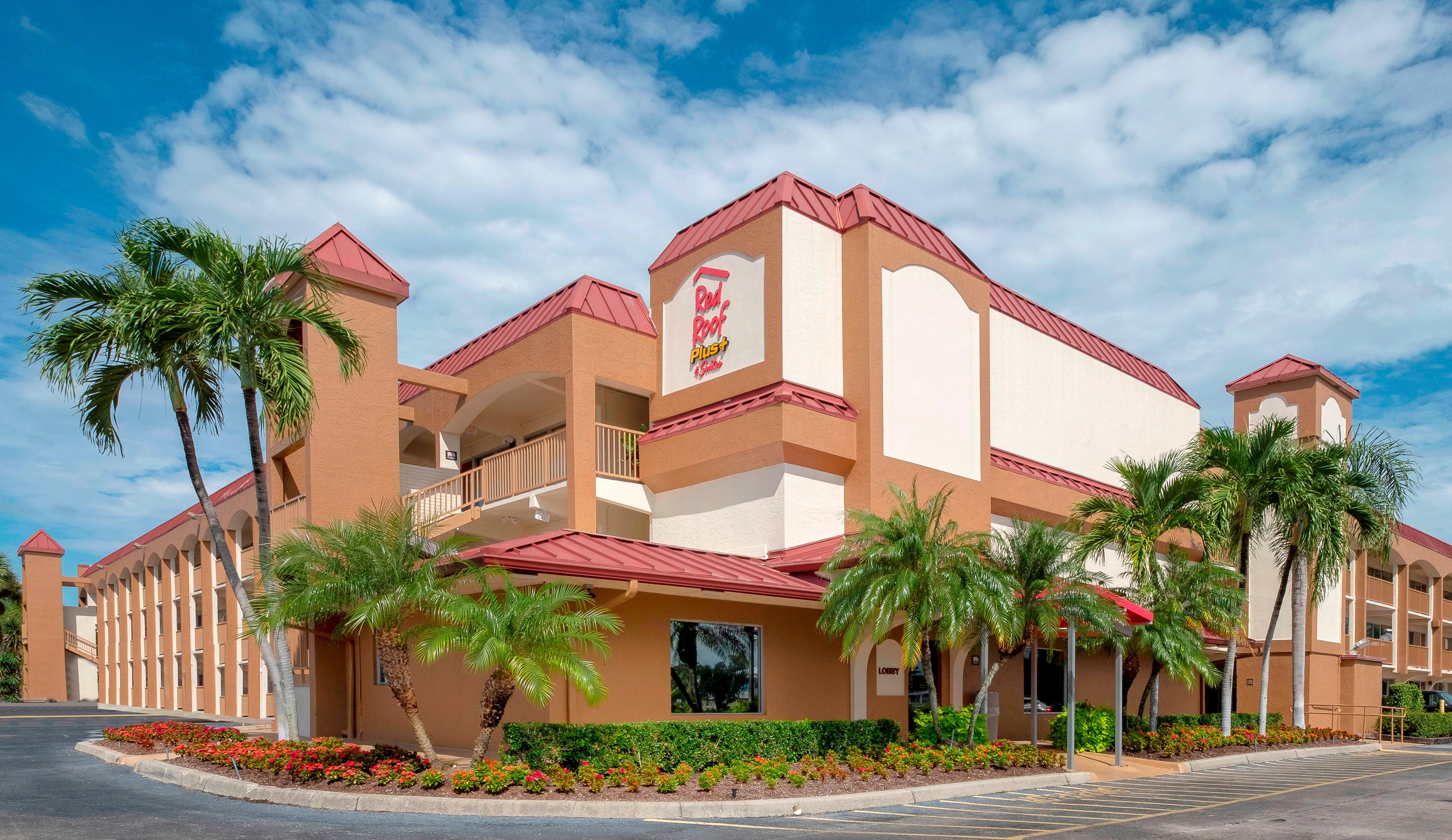 Red Roof Inn Plus+ & Suites Naples Downtown-5Th Ave S Dış mekan fotoğraf